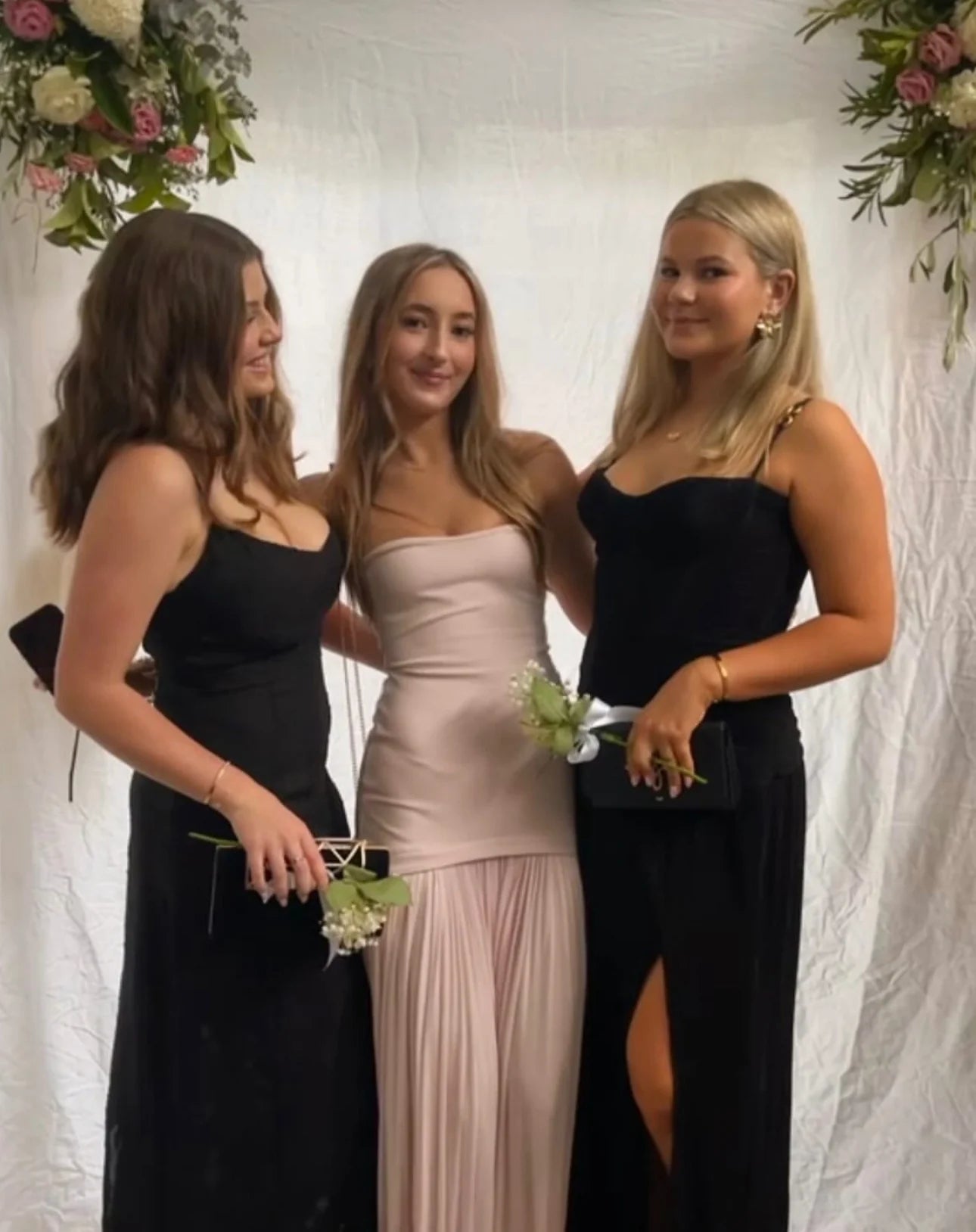 Helsa The Naomi Dress