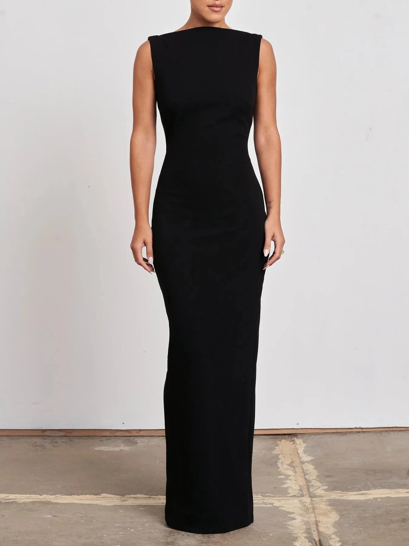 Effie Kats Verona Gown - Black